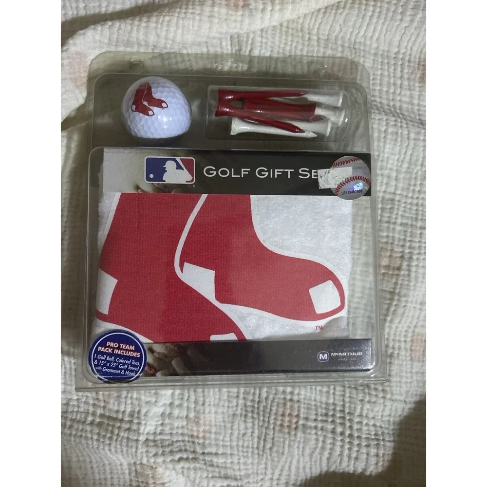 BOSTON RED SOX Golf Gift Set Utility Towel Golf Ball‎ Tees MLB McArthur NEW